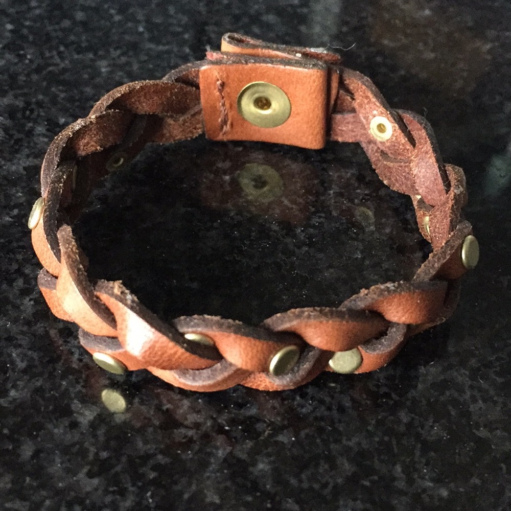 Leather cuff bracelet